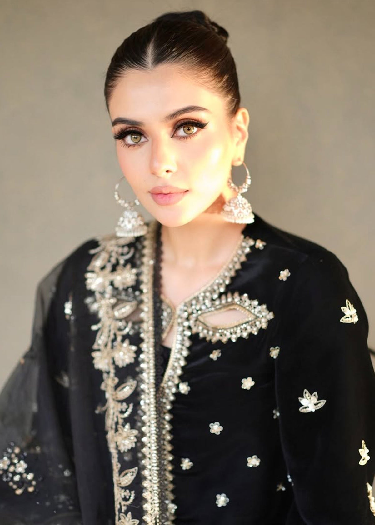 Midnight Lush 1 - Rida Khawar