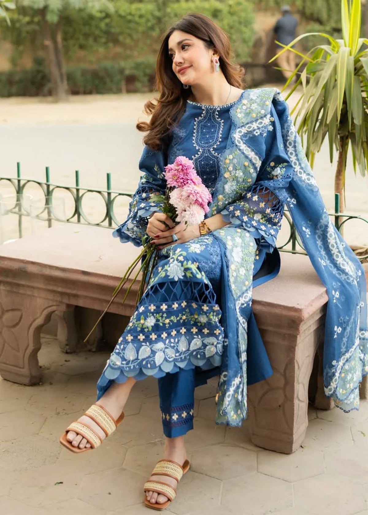 Sapphire Flora - Momina Faiq Bajwa