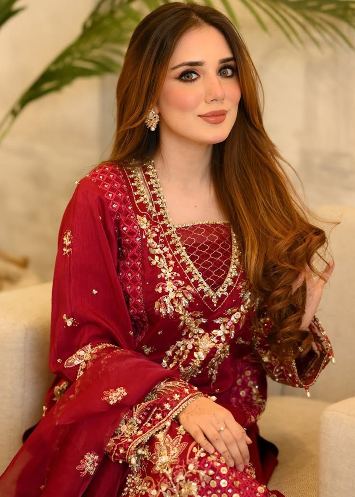 Scarlet Dream - Syeda Zahra Raza